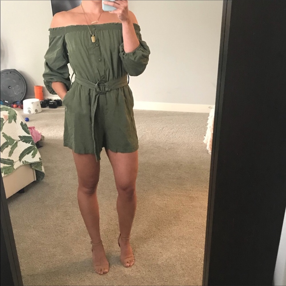 ZARA Off Shoulder Romper - Picture 5 of 9